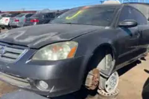 Photo of 2004 Nissan Altima