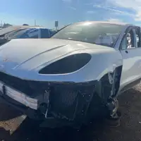 Photo of 2016 Porsche Porsche Macan