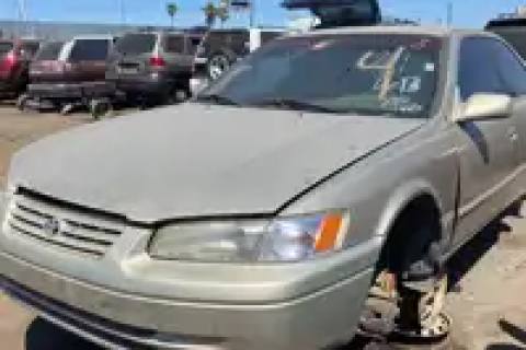 Photo of 1998 Toyota Camry
