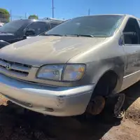 Photo of 2000 Toyota Sienna
