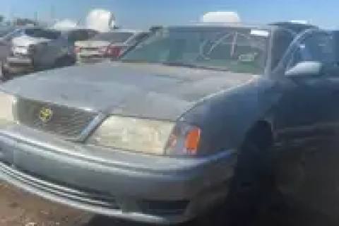 Photo of 1999 Toyota Avalon