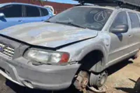 Photo of 2004 Volvo Volvo 70 Series