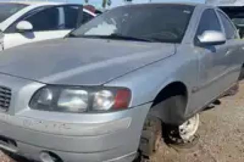 Photo of 2002 Volvo Volvo 60 Series