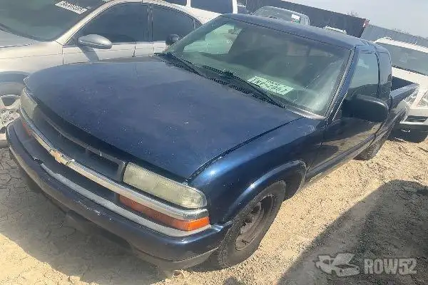 Photo of 2003 Chevrolet S10 Pickup