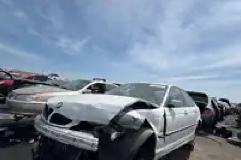Photo of 2000 Bmw Bmw 323I