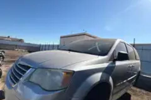 Photo of 2008 Chrysler Town & Country