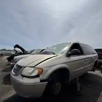 Photo of 2002 Chrysler Town & Country
