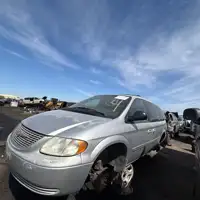 Photo of 2004 Chrysler Town & Country