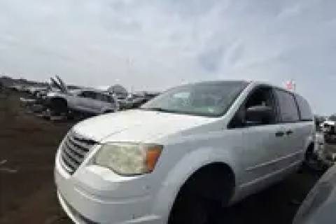 Photo of 2008 Chrysler Town & Country