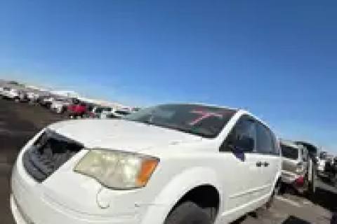 Photo of 2008 Chrysler Town & Country