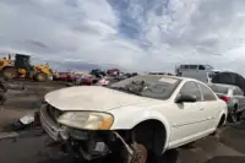 Photo of 2001 Dodge Stratus