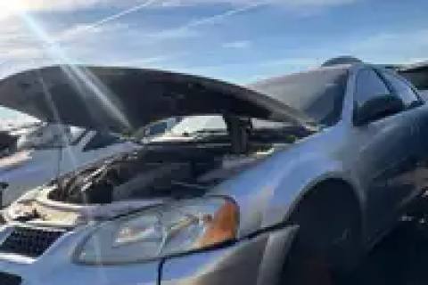 Photo of 2006 Dodge Stratus