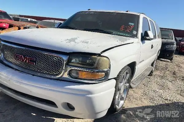 Photo of 2003 GMC Yukon XL