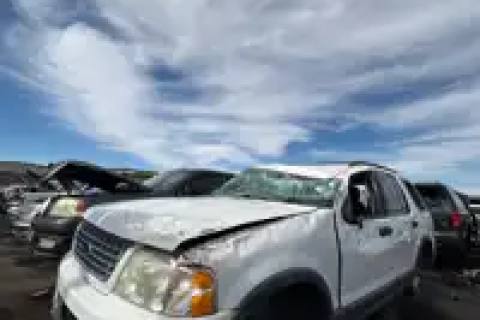 Photo of 2003 Ford Explorer