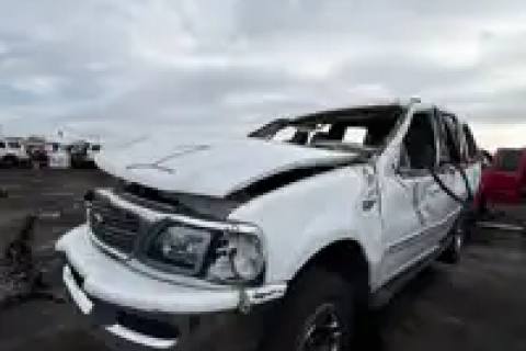 Photo of 1998 Ford Expedition
