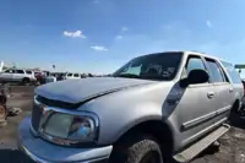 Photo of 2000 Ford Expedition