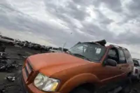 Photo of 2001 Ford Explorer