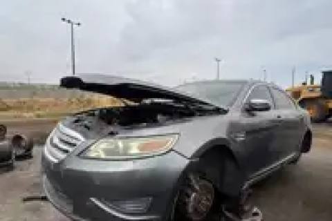 Photo of 2011 Ford Taurus