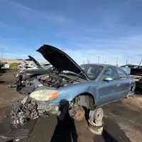 Photo of 2005 Ford Taurus
