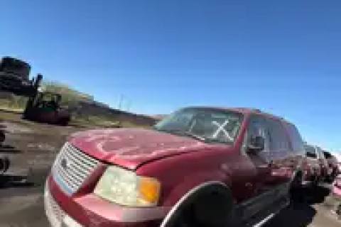 Photo of 2004 Ford Expedition