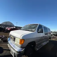 Photo of 2004 Ford Ford E150 Van