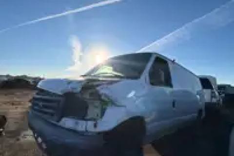 Photo of 2005 Ford Ford E250 Van