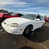 Photo of 1998 Ford Taurus