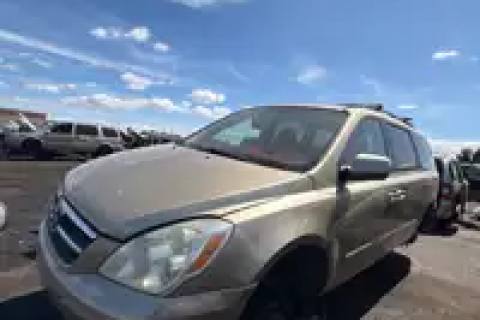 Photo of 2007 Hyundai Entourage