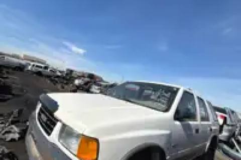 Photo of 1997 Isuzu Isuzu Rodeo