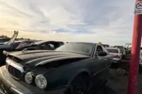 Photo of 2004 Jaguar Xj8