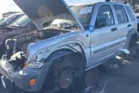 Photo of 2005 Jeep Liberty