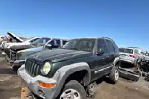 Photo of 2002 Jeep Liberty