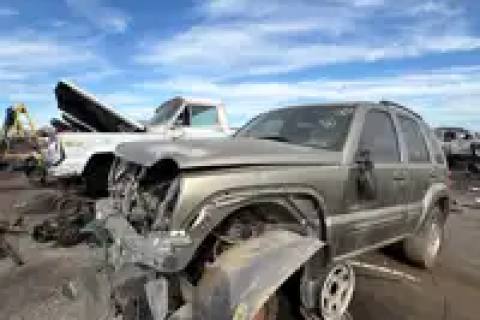 Photo of 2004 Jeep Liberty