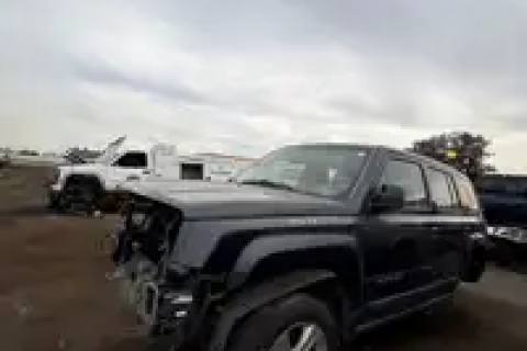 Photo of 2015 Jeep Patriot