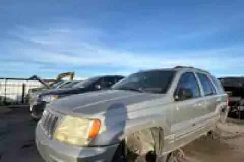 Photo of 2003 Jeep Grand Cherokee