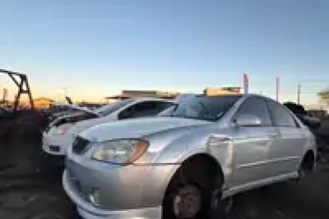Photo of 2005 Kia Spectra