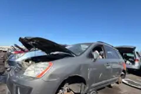Photo of 2009 Kia Rondo