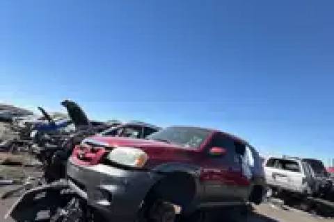 Photo of 2005 Mazda Mazda Tribute