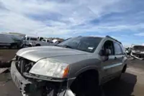 Photo of 2006 Mitsubishi Endeavor