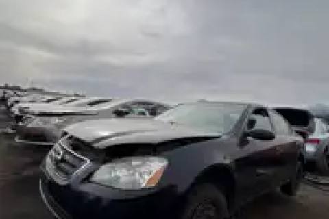 Photo of 2004 Nissan Altima