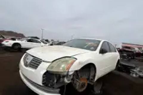 Photo of 2004 Nissan Maxima