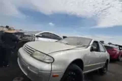 Photo of 1997 Nissan Altima