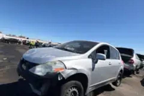 Photo of 2011 Nissan Versa