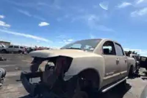 Photo of 2006 Nissan Titan