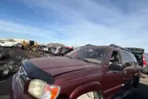 Photo of 2003 Nissan Pathfinder