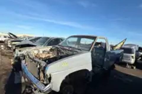 Photo of 1991 Nissan Nissan Pickup