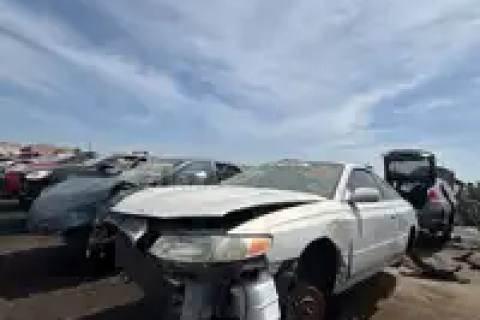 Photo of 1999 Toyota Solara