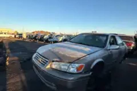 Photo of 2000 Toyota Camry