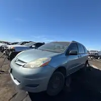 Photo of 2008 Toyota Sienna
