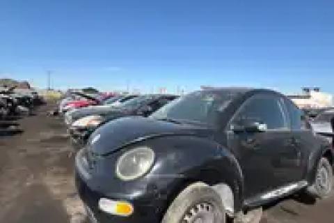 Photo of 2004 Volkswagen Beetle